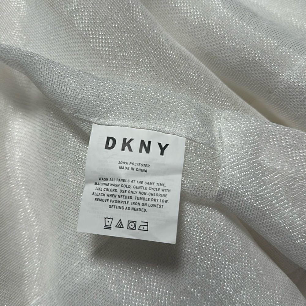 DKNY curtains, set of 3 pieces.